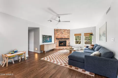 Living - 3904 E Ahwatukee Dr, Phoenix, AZ 85044 photo 4 of 5