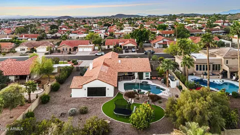 View/Area - 3904 E Ahwatukee Dr, Phoenix, AZ 85044 photo 3 of 7