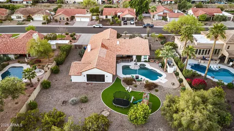 View/Area - 3904 E Ahwatukee Dr, Phoenix, AZ 85044 photo 4 of 7