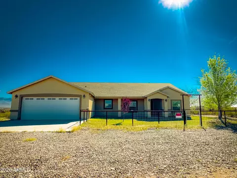 315 N 1720 -- W, Pima, AZ 85543
