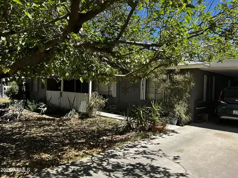 5625 S 9th St, Phoenix, AZ 85040