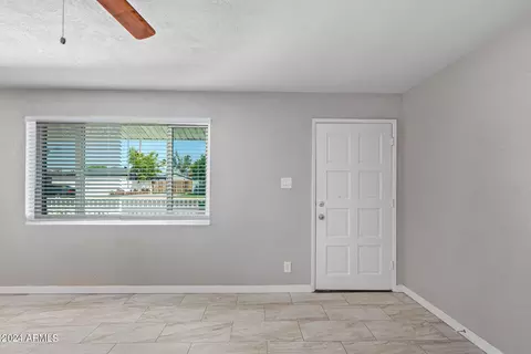 Living - 5520 N 37th Ave, Phoenix, AZ 85019 photo 2 of 3