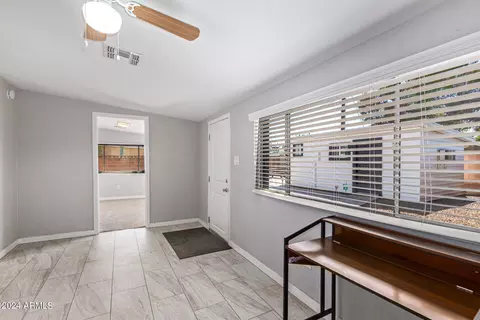 Entry Way - 5520 N 37th Ave, Phoenix, AZ 85019 photo 3 of 4