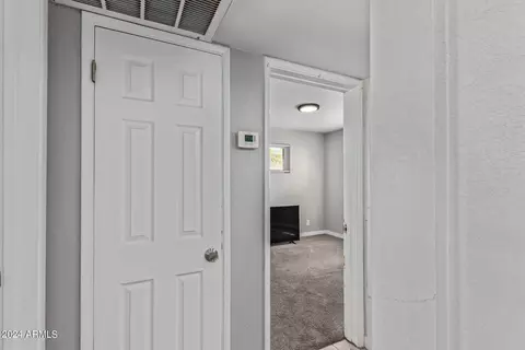 Entry Way - 5520 N 37th Ave, Phoenix, AZ 85019 photo 4 of 4