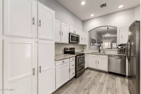 4533 N 22nd St #223, Phoenix, AZ 85016