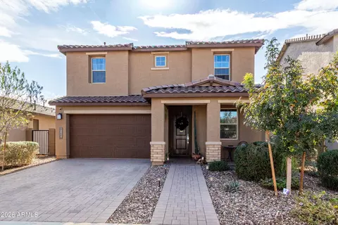 12117 W Levi Dr, Avondale, AZ 85323