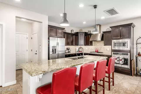 Kitchen - 2454 E Stacey Rd, Gilbert, AZ 85298 photo 3 of 8