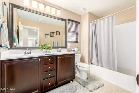 Bath - 2454 E Stacey Rd, Gilbert, AZ 85298 photo 4 of 4
