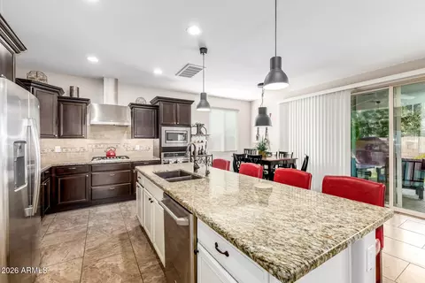 Kitchen - 2454 E Stacey Rd, Gilbert, AZ 85298 photo 5 of 8