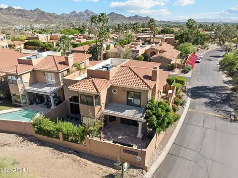 View/Area - 902 E Mescal St, Phoenix, AZ 85020 photo 4 of 8