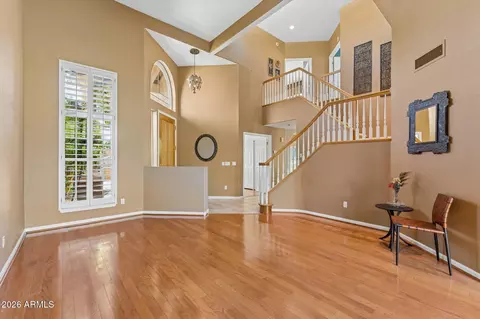 Living - 902 E Mescal St, Phoenix, AZ 85020 photo 2 of 6