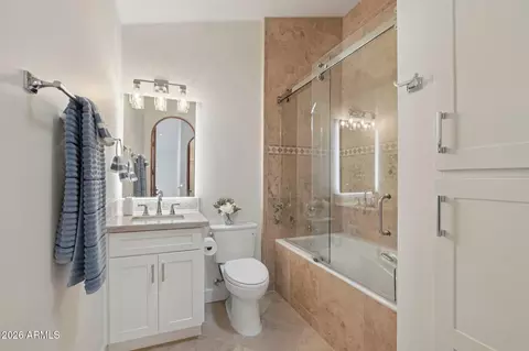 Bath - 4937 E Rockridge Rd, Phoenix, AZ 85018 photo 5 of 7