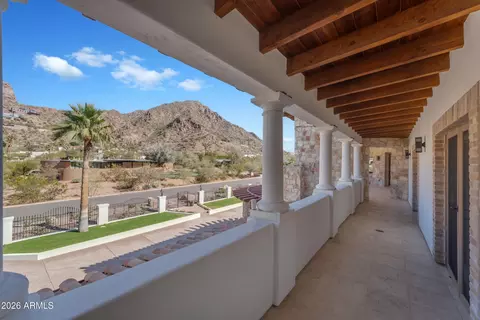 Entry Way - 4937 E Rockridge Rd, Phoenix, AZ 85018 photo 7 of 9
