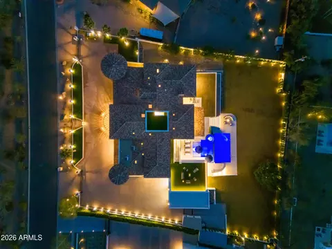 View/Area - 4937 E Rockridge Rd, Phoenix, AZ 85018 photo 3 of 4
