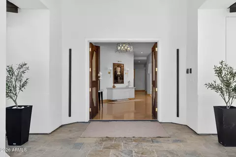 Entry Way - 13809 S 32nd Pl, Phoenix, AZ 85044 photo 3 of 7