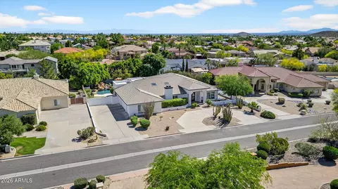 View/Area - 13809 S 32nd Pl, Phoenix, AZ 85044 photo 3 of 14