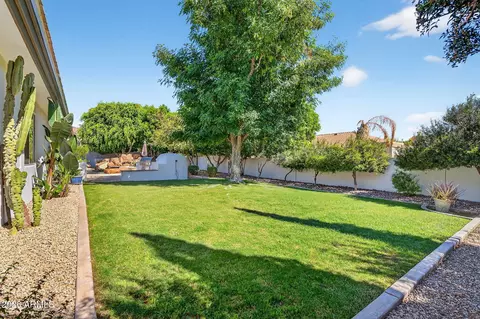 Exterior - 13809 S 32nd Pl, Phoenix, AZ 85044 photo 16 of 23
