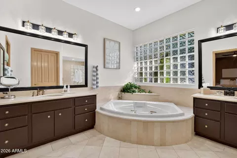 Bath - 13809 S 32nd Pl, Phoenix, AZ 85044 photo 2 of 16