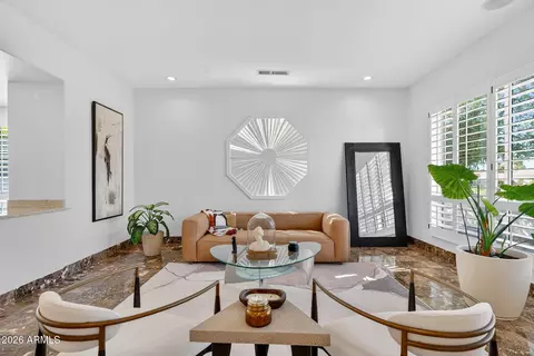 Living - 13809 S 32nd Pl, Phoenix, AZ 85044 photo 5 of 8