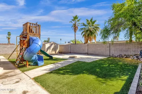 Exterior - 6437 S 43rd Pl, Phoenix, AZ 85042 photo 3 of 7