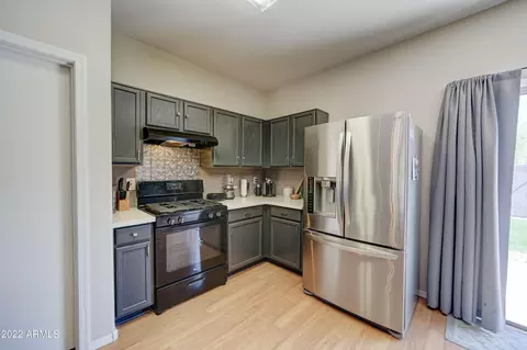 Kitchen - 9027 S 3rd St, Phoenix, AZ 85042 photo 3 of 5