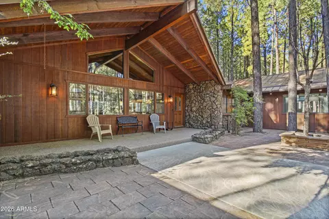 7414 Geronimo Rd, Pinetop, AZ 85935