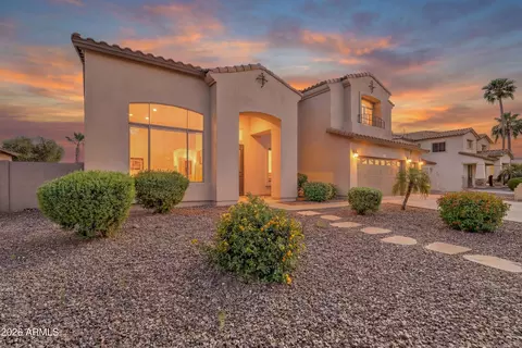 18421 W Mauna Loa Ln, Surprise, AZ 85388