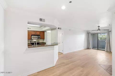 Living - 2025 E Campbell Ave #111, Phoenix, AZ 85016 photo 4 of 4