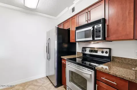 Kitchen - 2025 E Campbell Ave #111, Phoenix, AZ 85016 photo 1 of 4
