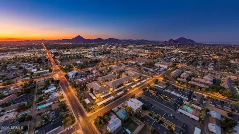 View/Area - 2025 E Campbell Ave #111, Phoenix, AZ 85016 photo 2 of 22