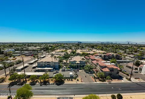 View/Area - 2025 E Campbell Ave #111, Phoenix, AZ 85016 photo 6 of 22
