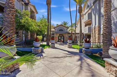 Exterior - 2025 E Campbell Ave #111, Phoenix, AZ 85016 photo 1 of 13