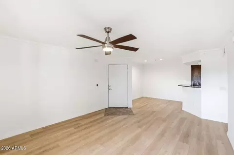 Living - 2025 E Campbell Ave #111, Phoenix, AZ 85016 photo 3 of 4