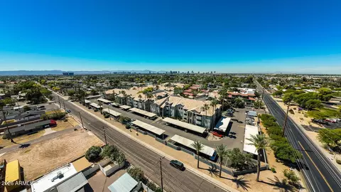 View/Area - 2025 E Campbell Ave #111, Phoenix, AZ 85016 photo 18 of 22