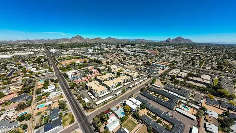 View/Area - 2025 E Campbell Ave #111, Phoenix, AZ 85016 photo 11 of 22
