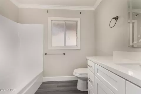 Bath - 3349 W Crocus Dr, Phoenix, AZ 85053 photo 2 of 2