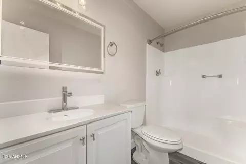 Bath - 3349 W Crocus Dr, Phoenix, AZ 85053 photo 1 of 2
