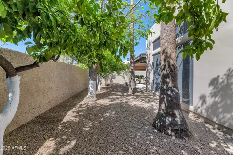 4005 E Round Hill Dr, Phoenix, AZ 85028 photo 25