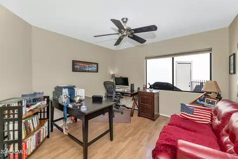4005 E Round Hill Dr, Phoenix, AZ 85028 photo 13