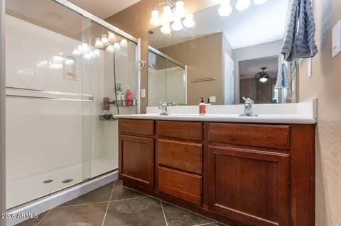 Bath - 26329 N Babbling Brook Dr, Phoenix, AZ 85083 photo 3 of 3