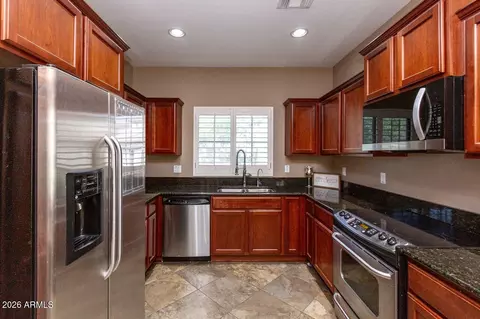 Kitchen - 26329 N Babbling Brook Dr, Phoenix, AZ 85083 photo 1 of 2