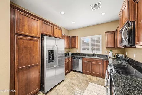 Kitchen - 26329 N Babbling Brook Dr, Phoenix, AZ 85083 photo 2 of 3