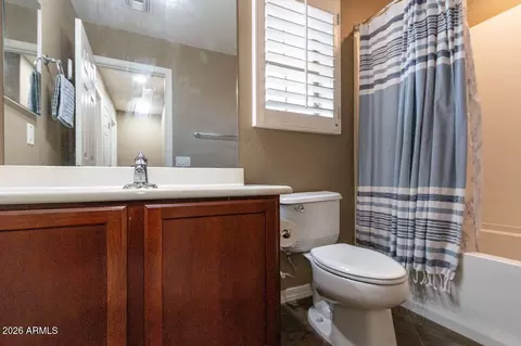 Bath - 26329 N Babbling Brook Dr, Phoenix, AZ 85083 photo 2 of 3