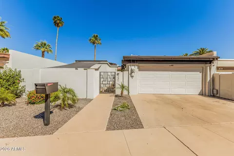 231 Laguna Dr E, Litchfield Park, AZ 85340