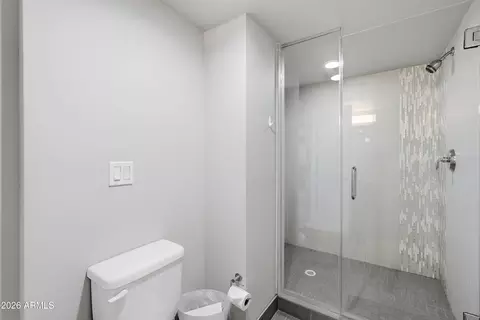 Bath - 535 W Thomas Rd #210, Phoenix, AZ 85013 photo 3 of 4