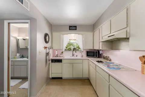 Kitchen - 5501 E Boise St, Mesa, AZ 85205 photo 3 of 3