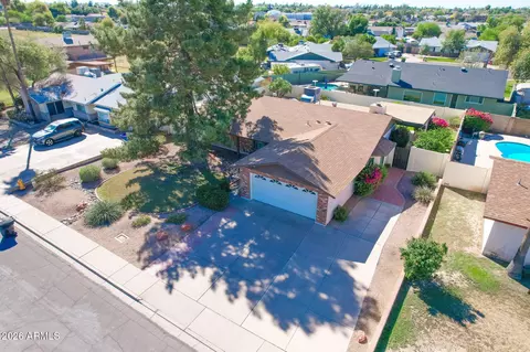 View/Area - 653 E Bates St, Mesa, AZ 85203 photo 6 of 7