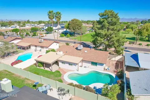 View/Area - 653 E Bates St, Mesa, AZ 85203 photo 4 of 7