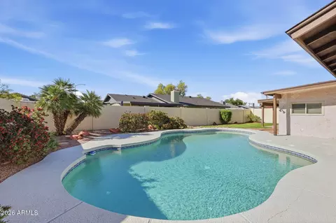 Exterior - 653 E Bates St, Mesa, AZ 85203 photo 8 of 8