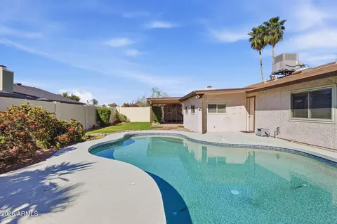 Exterior - 653 E Bates St, Mesa, AZ 85203 photo 7 of 8